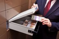 Ακραία μέτρα κατά επιχειρήσεων μέχρι τις 100 δόσεις