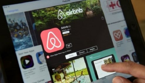 Picture 0 for Στο στόχαστρο του ΥΠΟΙΚ το Airbnb 