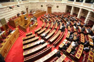 Στην Ολομέλεια της Βουλής το νέο φορολογικό νομοσχέδιο