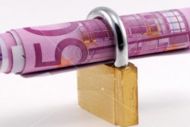 Έρχεται ο ακατάσχετος επιχειρηματικός λογαριασμός
