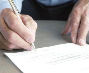 Picture 0 for Έκρηξη 347,3% στην αξία των ακάλυπτων επιταγών