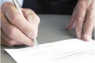 Έκρηξη 347,3% στην αξία των ακάλυπτων επιταγών