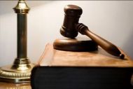 Σταματούν κατασχέσεις και πλειστηριασμοί από την Εφορία