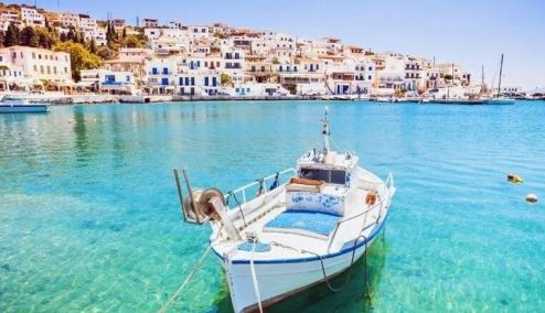 Picture 0 for Τουρισμός: Στα 24 δισ. η συμβολή στο ελληνικό ΑΕΠ - Οι 5 περιφέρειες που μάζεψαν όλο το «χαρτί»