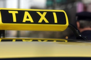 POS:Έληξε η διορία για να μπει το αυτοκόλλητο σήμα στα ΤΑΞΙ