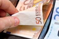 Eurostat: Αύξηση μισθών 8% στην Ελλάδα το Δ τρίμηνο 2025 - Υπερδιπλάσια της Ευρωζώνης