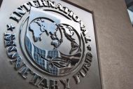 ΔΝΤ για Ελλάδα: Ανάπτυξη 1,8% και πληθωρισμός 3,5% το 2026 - Τρία σενάρια για την παγκόσμια οικονομία