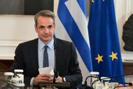 Τα οκτώ μέτρα Μητσοτάκη: 150 ευρώ για κάθε παιδί - Ενισχύσεις για συνταξιούχους, ρύθμιση οφειλών σε 72 δόσεις
