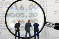 Διασταυρώσεις σε καταθέσεις, crypto και ακίνητα – Τι αλλάζει σε πρόστιμα και μετρητά