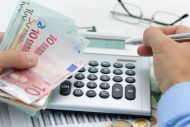 Φορολογία: «Μπόνους» στους συνεπείς ελεύθερους επαγγελματίες – Οι αλλαγές που έρχονται στα τεκμήρια