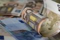 Κατώτατος μισθός: Στα 1.000 ευρώ το 2028 - Ποιοι κερδίζουν και ποιοι χάνουν από τα νέα μέτρα