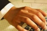 Θεοχάρης: «Εξτρα φόρος σε όσους δεν κάνουν δήλωση ΦΠΑ»